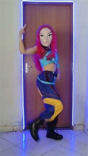 HUNTEIX - Guerreiras do K-Pop carretando com How It's Done
