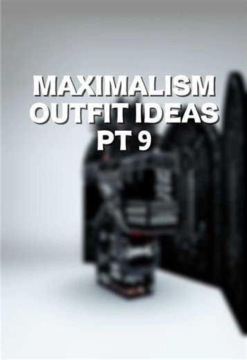 Explore 22S' Maximalism Outfit Ideas for Roblox