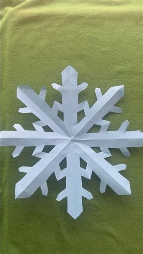 Turn Waste Paper into Gorgeous Décor—DIY Magic!