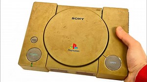 Restoring a yellowed PS1 - from trash to retro treasure!