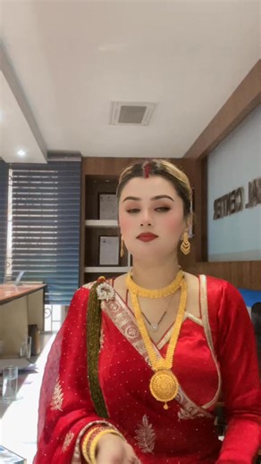 Bhu MiKa on Instagram: "Aab kasko palo🤣🤣"