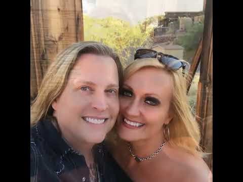 Happy Anniversary Gunnar and Lila Nelson!