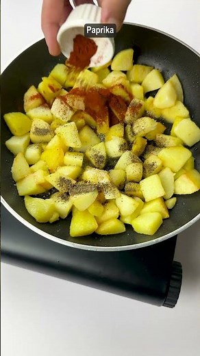 Patatas Bravas Recipe | Crispy Potatoes with Smoky Spicy Sauce!