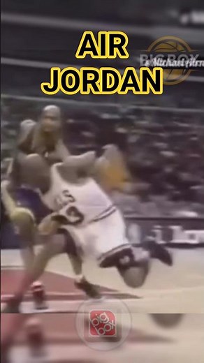 MICHAEL JORDAN Fadeaway Shot vs Derrick McKey (1998) 🐐🏀💯% #michaeljordan #nba #shorts