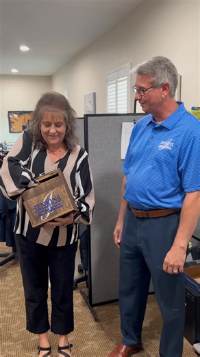 🎉 Festival Giveaway Winner 🎉 Today we held the drawing from Sunday’s Centro Latino Festival – Todos Somos América, and we’re excited to announce that Erika Trejio is the winner! Congratulations, Erika, and thank you to everyone who stopped by our booth during this wonderful community celebration. #JenkinsFuneralHome #CentroLatinoFestival #TodosSomosAmérica #Community | Jenkins Funeral Home