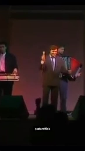 Šaban Šaulić on Instagram: "Sarajevo 1990 godina.❤️♾️"