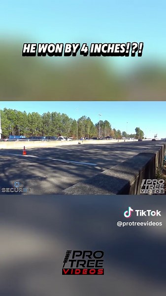 Insane photo finish during the first round of Small Tire! 👀 Watch the full length event movie, here: Link in the bio 👉 #protreevideos #dragracing #noprep #digordie #rockinghamdragway #fyp #foryou #racecars #smalltire #digordiechristmasclash5 #photofinish #goodrace @Rockingham Dragway ____________________ ★ Advertise your business with ProTreeVideos! Contact: ProTreeVideos@outlook.com for info. ____________________ ★ ProTree Videos is powered by: ► Lyell’s Stainless Exhaust @lyellstainless www.