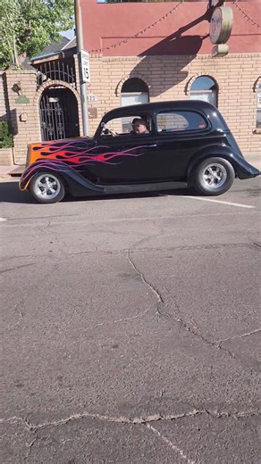 9.2K views · 561 reactions | Welcome to Day 1 of the Williams Historic Route 66 Car Show. Cruise the Loop on Route 66 #williams #arizona #carshow #route66 #williamshistoricroute66carshow #route66roadrelics | Route 66 Road Relics | Facebook