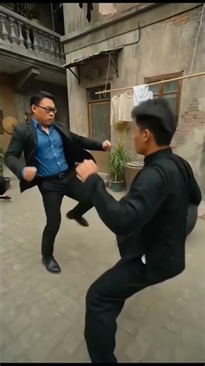 Strong Man Kung Fu Fight | Powerful Martial Arts Action #kungfu #kungfu #kungfufighting