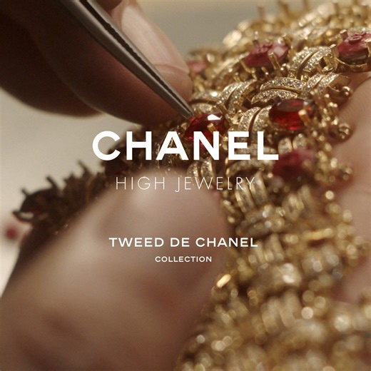34K views · 5.2K reactions | CHANEL High Jewelry: exceptional savoir-faire. Patrice Leguéreau, Director of the CHANEL Fine Jewelry Creation Studio, expresses tweed like never before: a pattern of precious gemstones that lies on the body with the fluidity of fabric. Discover on chanel.com/-TWEED_2023_FB4 | CHANEL | Facebook