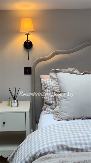 The Barn Edit on Instagram: "This little guest room gets so much love every time I post, the perfect escape on a cold rainy day 🌧️ #cozy #interiordesign #barnconversion #selfbuild #renovation #farrowandball #interiors #newbuildhome #homerenovation #dusk #bed #guestroom #guestbedroom #bedroom #ottomanbed #cozybedroom"