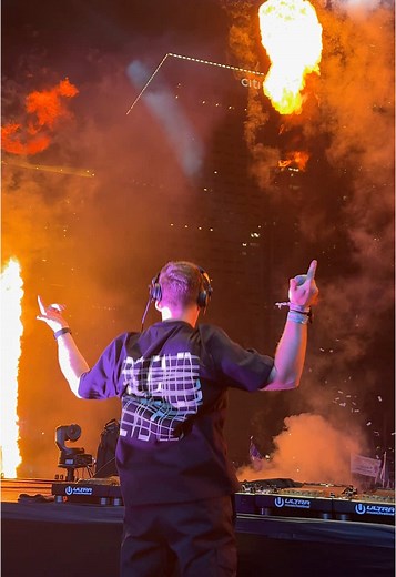 Hardwell's Unforgettable Performance at Ultra 2025