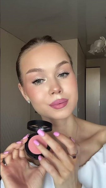 Note Cosmetics - Soft Glam Make up