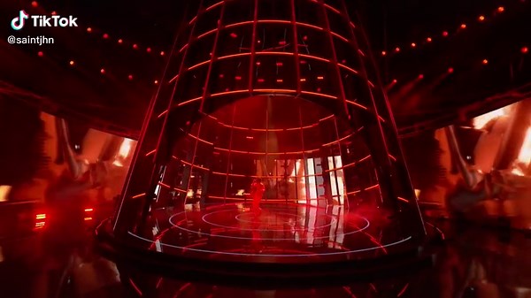 Sensational Performance of 'Roses' at BBMAs | Saint JHN Concert Highlights