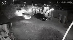 🔴¡Ayuda a encontrarla! #Mexicali | Difunden video del momento que la joven Mitzi Xiomara Morales Jaramillo, de 14 años, salió por la noche del lunes 9 de enero, de su domicilio en la colonia Colosio de Mexicali, BC., a bordo de un vehículo de la plataforma DiDi, y desde entonces su familia perdió toda comunicación con ella y temen por su seguridad. Cualquier información que ayude a localizar a la joven, llamar al 911 y 089. | FRONTERA