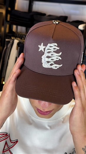 Llego nueva colección de gorras a MSC WARDOBE🔥 Modelos versátiles y perfectos para elevar cualquier outfit!! 🛒| SHOP NOW | Disponible en link in bio o en la tienda física 📍| San andresito norte Local C5 • • • • #gorrasexclusivas #modaentiktok #arcangellamaravilla #badbunnyconcert #badbunnyconcert