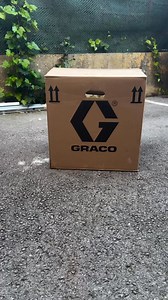 A new addition to the spraying stable — meet the Graco Ultra 450. Sam Decor34 is ready to tackle jobs with a sprayer that’s: ✔️ ULTRA light – compact and only 12.7 kg ✔️ ULTRA reliable – with a brushless motor and Endurance Pump V ✔️ ULTRA powerful – SmartControl and up to 227 bar 👉 Discover the full Graco Ultra line-up: https://www.graco.com/gb/en/contractor/products/architectural-painting-coating/airless-paint-sprayers/ultra-xt.html | Graco Contractor Equipment - EMEA