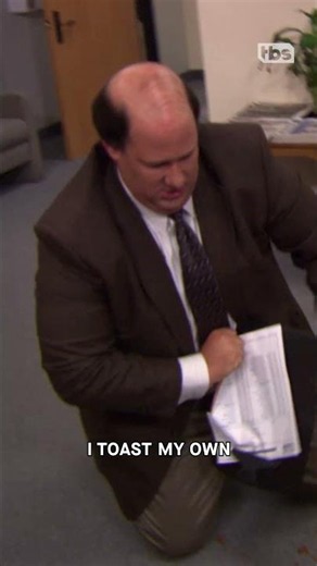 Kevin's FAMOUS chili 🌶️🤭 #TheOffice | TBS