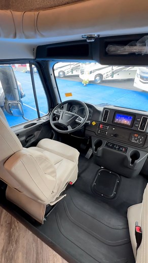 33K views · 1.7K reactions | 2024 Jayco Seneca Prestige 37L #jayco #seneca #prestige #camping #rv #rvtour #gorving #classc #superc #motorhome #motorhometour #luxury #luxuryrv | Evan's RVs | Facebook
