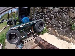 Scierie artisanale. b113