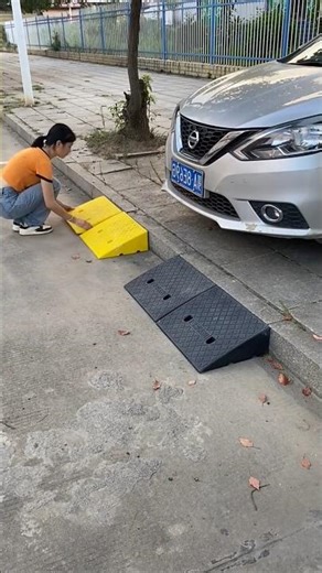 I Found a Blocking BMW Car But Turned Into Genius Hack 😱🚗| Survival House Step by Step”159 #shorts