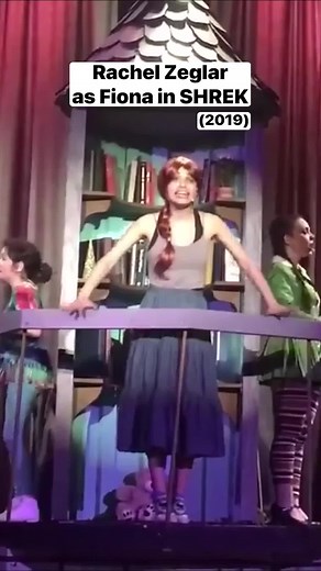 Rachel Zegler Singing Shrek Fiona in Shrek The Musical