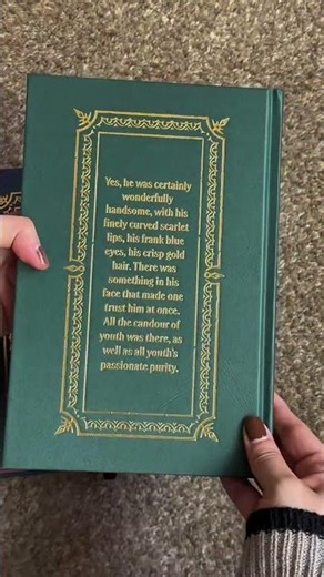 The gothic chronicles collection of 4 classic gothic books