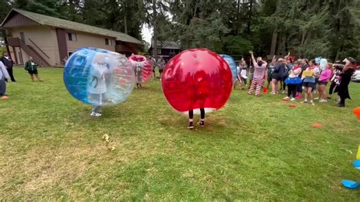 Ali Moore (@alimoore._)’s videos with