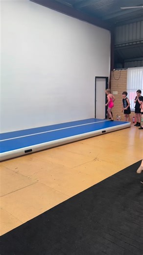 These kids never STOP 🔥👏 Congratulations Emma on getting your sault today! Keep working hard and striving for more 💪 Proud of you little one 🩷 | Smash Dance Company