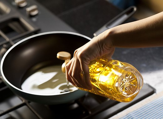 Is Canola Oil Bad For You? 9 Side Effects of Using It
