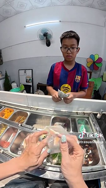 Chiếc Pov mở hàng đẹp trai kk #trasuanhalua #banhdongxuphomai #xuhuongtiktok #pov