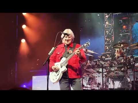 “When the Lights Go Down” - Triumph (1982) - Live at TD Coliseum - 4/25/26