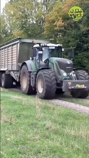 Volle Fahrt🤠• Maishäckseln • Maisernte • Corn Harvest • Harvesting • Fendt • Krone