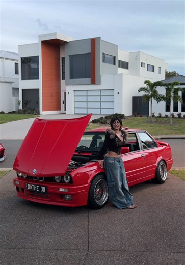 E30 tour! Lmk what car you want me to do a tour of next heheh #gtr #supra #e30 #fastandfurious