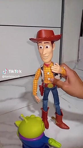 ¡Descubre la nueva aventura de Woody en Toy Story 5!