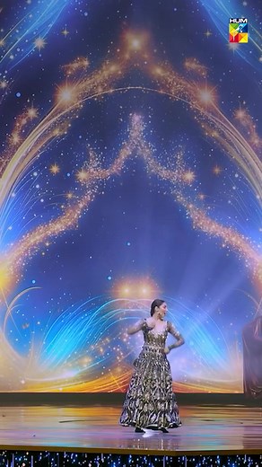 Mahira Khan Creates Magic on Stage! 😍 The ever-graceful Mahira Khan captivated the audience with her mesmerizing performance at Kashmir 9th HUM Awards. #Movermagazinepakistan #HUMAWARDS #trending #HUMAWARDS2024 #KashmirHUMAWARDS #like #share #KashmirCookingOil #DanubeProperties #Dubai #DanubelnLondon #TikTok | Mover Magazine Pakistan