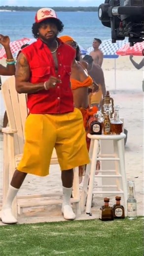 #Happy by Diamond Platnumz behind the scenes #wasafi #mu #music