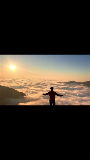 Exploring Dang: Adventures Above the Clouds