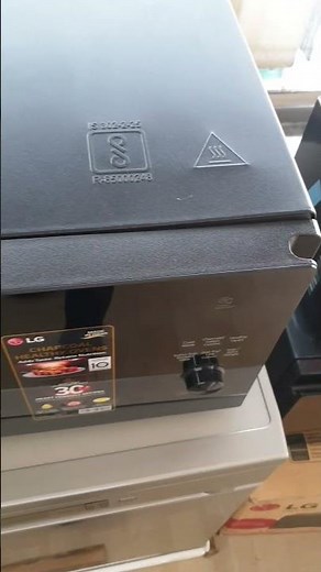 |LG 28 L All in One Charcoal Convection Microwave Oven|