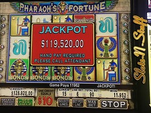 Pharaoh's Fortune Live Slot Play $900 a spin