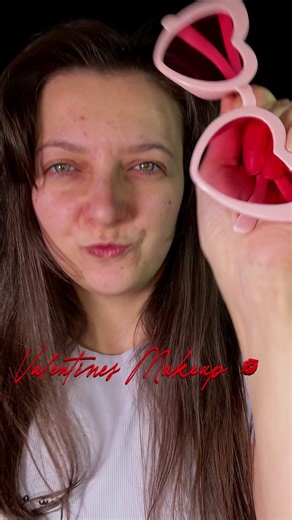 Makeup with Love... 💗💋 Użyte produkty : @NYX Cosmetics Polska @NYX Professional Makeup 💗Eyeshadow palette Ultimate I know that's bright 💗Make'em wonder foundation 💗SFX Paint Stick Bad Witch Energy 💗Buttermelt blush 06 for the butta @rimmellondon 💗The Multi - Tasker concealer @Glamshop 💗PASTELE Neon Matt eyeshadow palette 💗Cukierkowy - róż prasowany @Maybelline NY @Maybelline Polska 💗Colossal Bubble mascara @Lovely 💗As Strong as Espresso coloring brow glue @NIUQI kosmetyki z Biedronki 