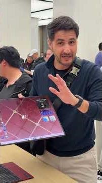 The GREATNESS of HUAWEI in person!! Shanghai and its TOTAL store