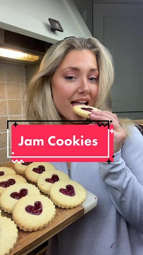 5 Ingredient Jam Cookies to Spread a little love in January! #januaryblues #JamCookies #CookieRecipe #spreadalittlelove #Positivity #easyrecipe