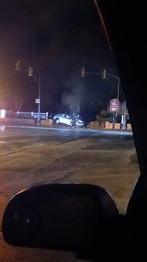 CHECK ON Y'ALL PEOPLE SOMEONE JUST SLAMED INTO A BRICK WALL IN FRONT OF THE D. D. MCALL HOUSE ON WEST MAIN..THE STOP LIGHT WAS NOT WORKING WHEN I PASS THROUGH EARLIER.. I DON'T KNOW IF THEY WASN'T PAYING ATTENTION OR DIDN'T KNOW THE ROAD... BUT PRAYING FOR EVERYONE INVOLVED | Bernard Williams