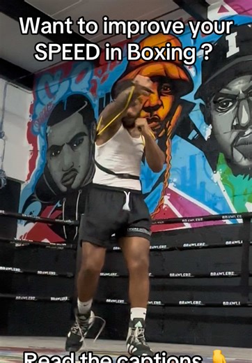 How to improve your speed in Boxing ? Resistance bands become one of my favorite ways to drill my speed while I'm shadowboxing . Different than the 1lbs dumbbells they feel more stable and avoid all the sock on my elbows and shoulder at the time I extend the punches. Beside speed also help to improve my snap to comeback my hands fast to my chin after trow . Add resistance bands to your #shadowboxing #boxingmotivation #boxingdrills #boxingtok #speed