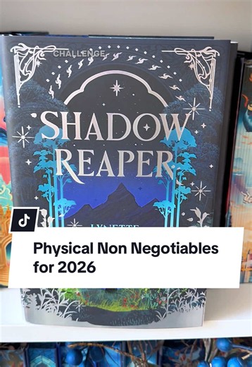 Which 5 PHYSICAL books are you DEFINITELY going to get round to reading before the end of 2026? Here are mine- 1) Shadow Reaper - Lynette Noni. An enemies to lovers YA Fantasy 2) The Poison Daughter- Sheila Masterson. A spicy dark Romantasy with feminine rage and revenge. 3) This Kingdom will not Kill me. Ilona Andrews - A high stakes adventure where the FMC wakes up in a brutal grimdark world. 4) Wild Reverence - Rebecca Ross - Prequel to Divine Rivals and slow burn Romantasy. 5) Steelborn - A 