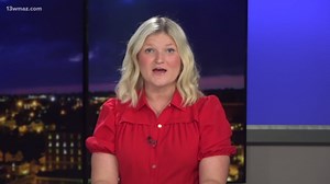 Downtown Macon keeps holiday visitors coming as extravaganza lights continue