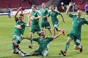 Rapid Vienna stun Ajax 5-4 on aggregate to stay in contention for Champions League