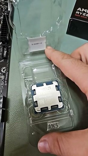 Installing AMD Ryzen 7 9700X in Gigabyte B650 Eagle AX motherboard #amd #pc #asmr #gaming #cpu