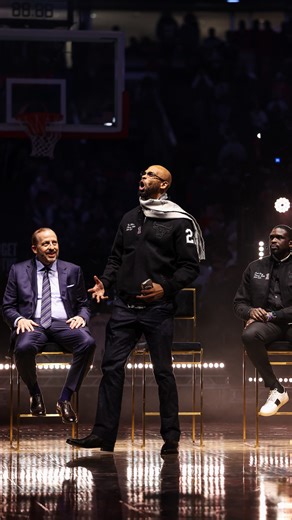 The great Taj Gibson with an incredible speech for Derrick Rose 🌹 | Chicago Bulls